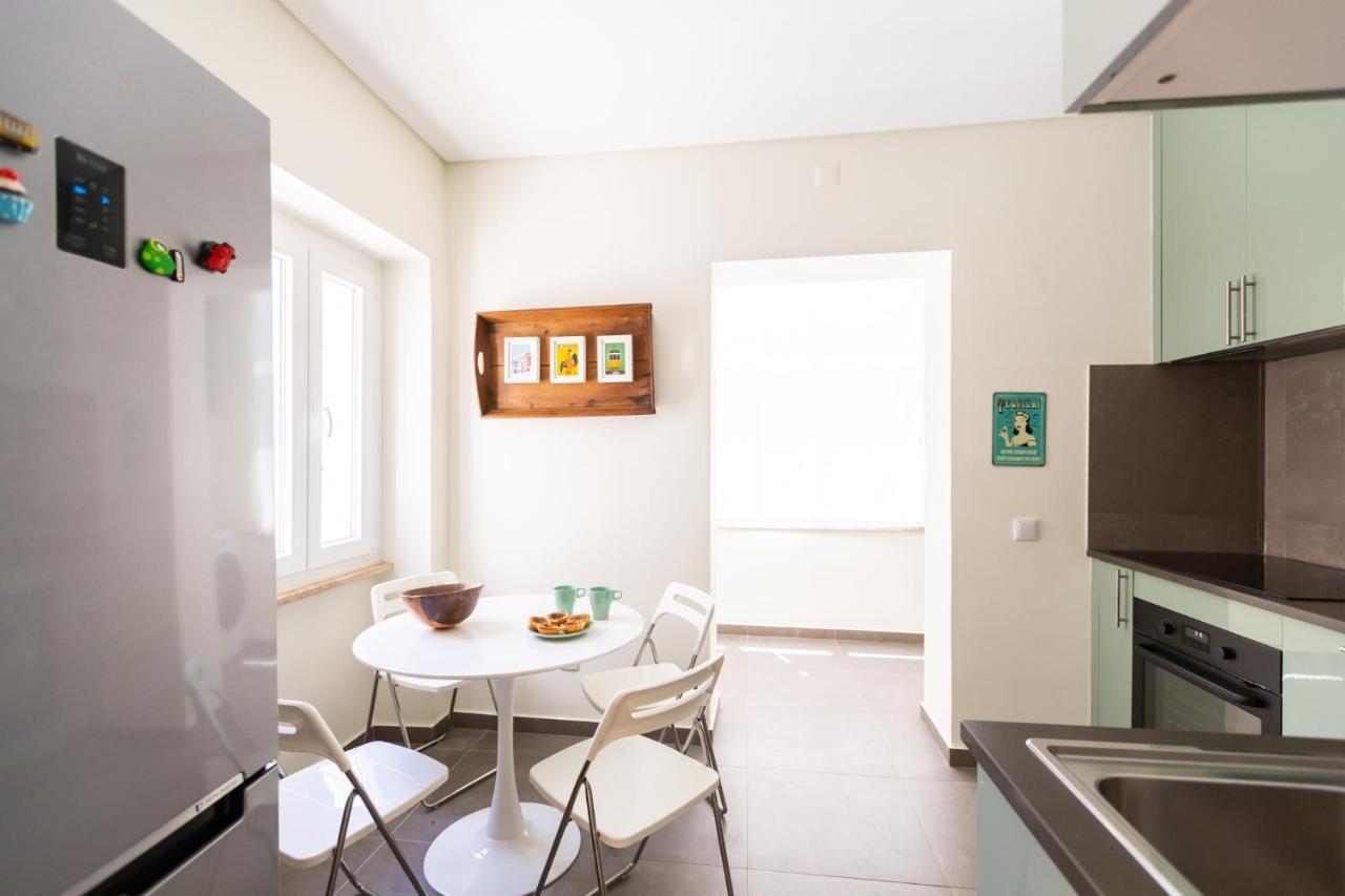 Ambassador Private Pool Suites Lissabon Exterior foto